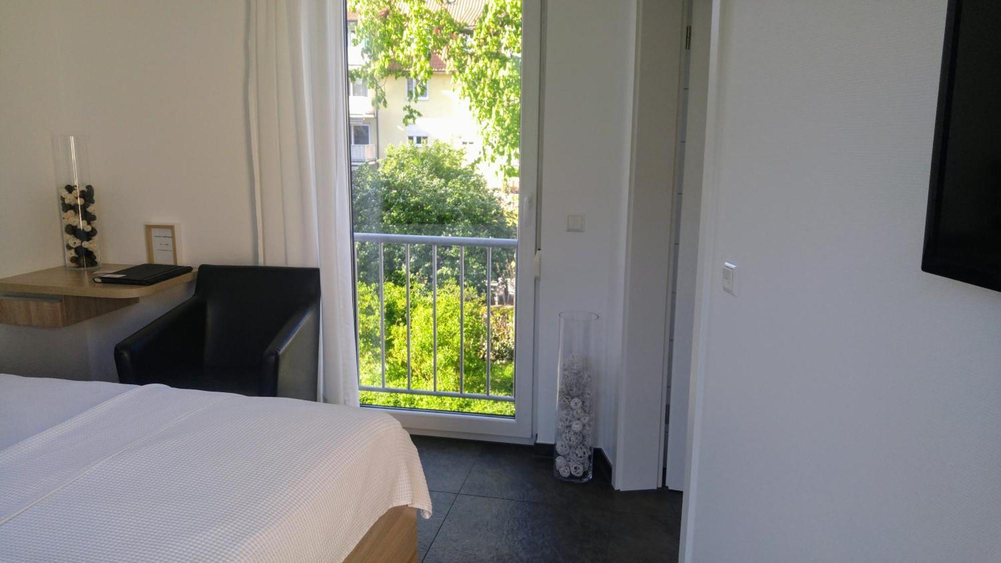 Alte Stadtmauer - Apartment Σίνσχαϊμ Εξωτερικό φωτογραφία
