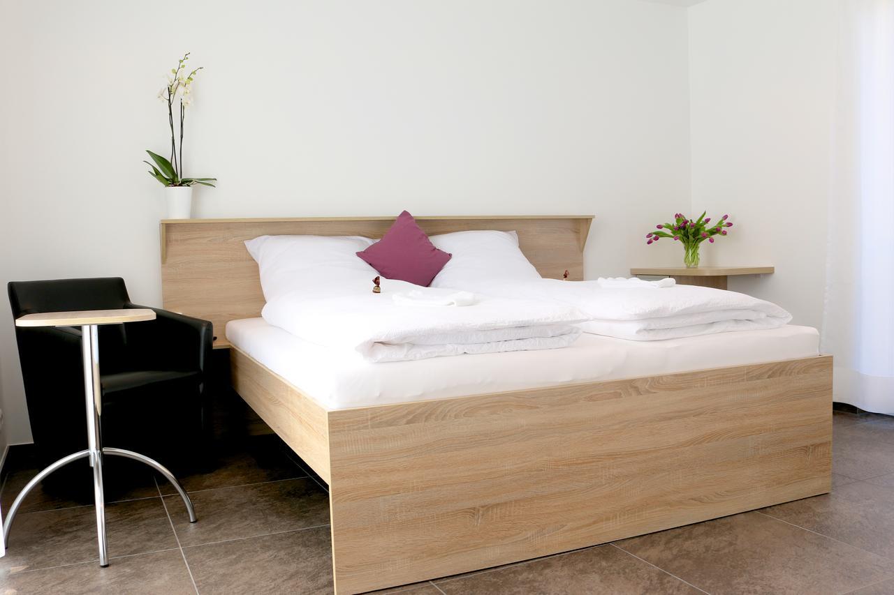 Alte Stadtmauer - Apartment Σίνσχαϊμ Εξωτερικό φωτογραφία